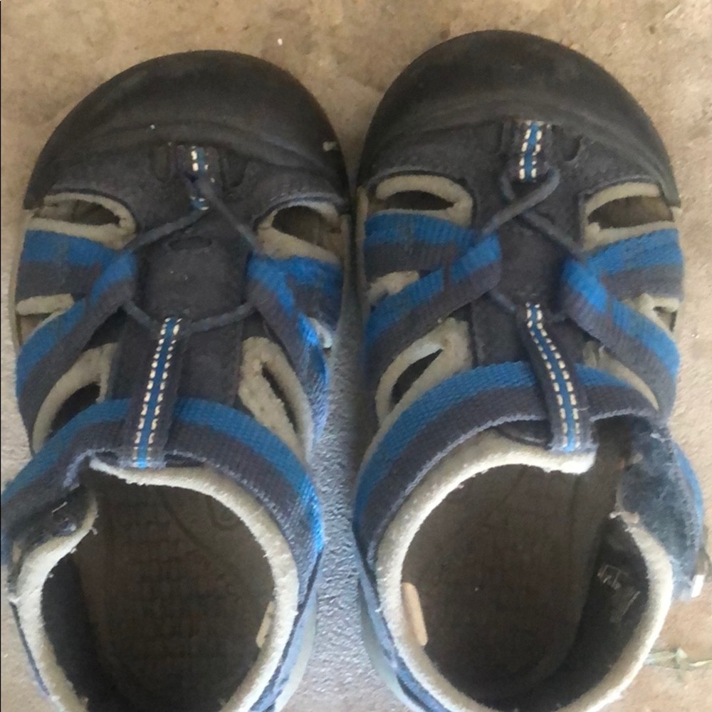 Keen size 7